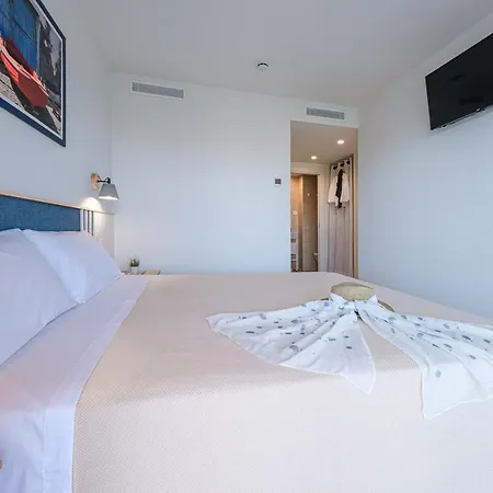 Ancora La Siesta 3*